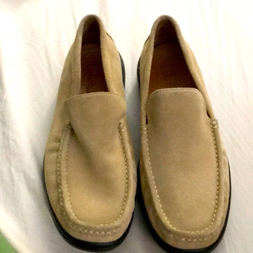Cole Haan Sz 9m Men’s Suede Upper Excellent Condition
